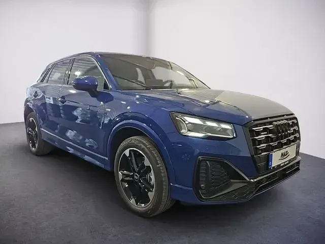 Gebraucht Audi Q2 S-Line 190 PS (139 kW) 2025 Ascariblau metallic SUV
