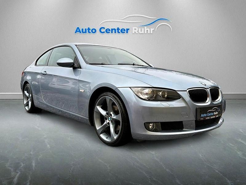 Gebraucht BMW 320 Sport Line 170 PS (125 kW) 2009 Blau Coupé