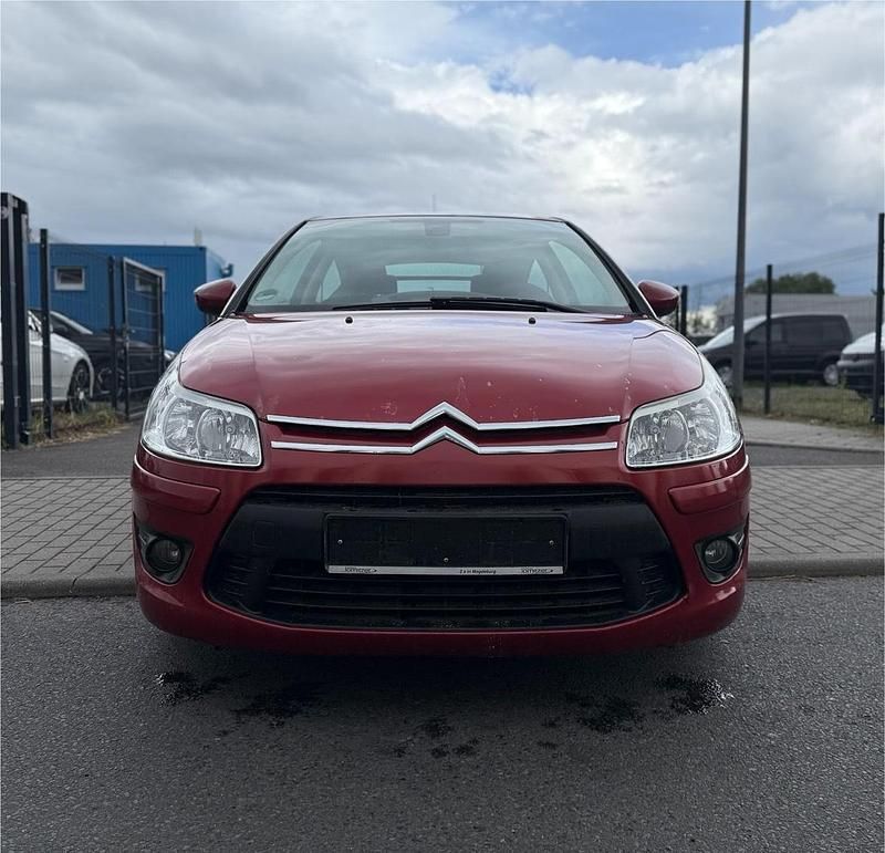 Rot Gebraucht 2010 Citroën C4 Coupé | 1.599 € (Fairer Preis) - Bild 1/4