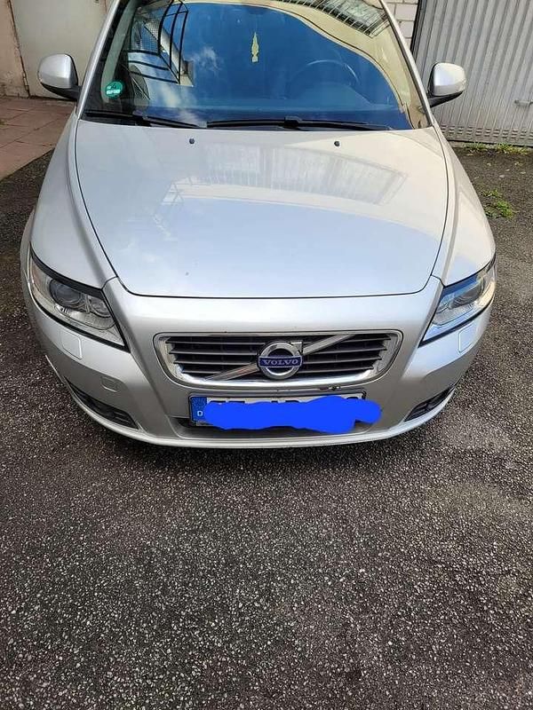 Silber Gebraucht 2012 Volvo V50 R-Design Pro Kombi | 2.500 € (Fairer Preis) - Bild 1/4