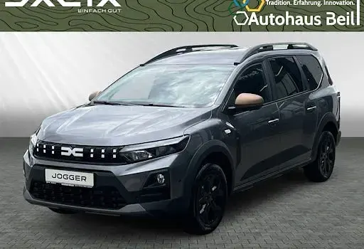 Neu Dacia Jogger Extreme 110 PS (80 kW) 2026 Grau Van / Kleinbus