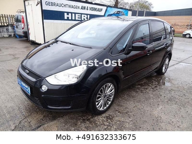 Gebraucht Ford S-MAX Titanium 140 PS (102 kW) 2008 Schwarz Van / Kleinbus