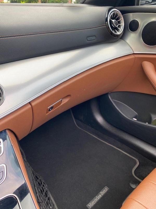 Gebraucht Mercedes E220 194 PS (142 kW) 2020 Grau Cabrio