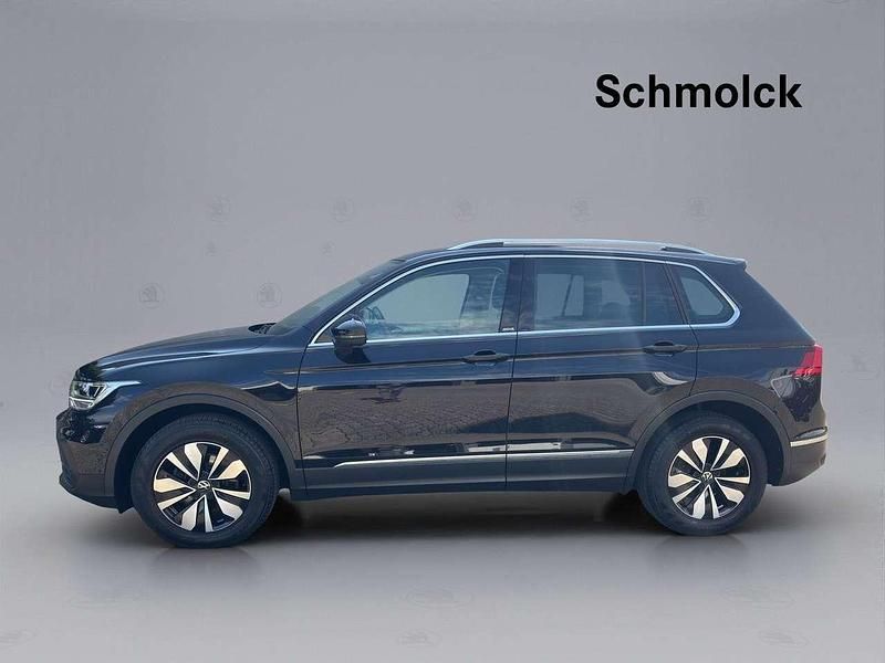 Gebraucht VW Tiguan Move 150 PS (110 kW) 2024 Deep black perleffekt SUV