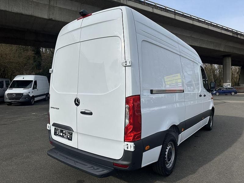 Gebraucht Mercedes Sprinter 170 PS (125 kW) 2024 Arktikweiss Van