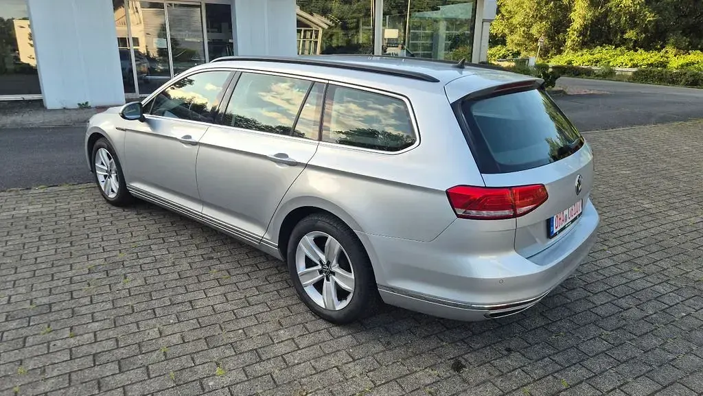 Gebraucht VW Passat 190 PS (139 kW) 2018 Silber Kombi