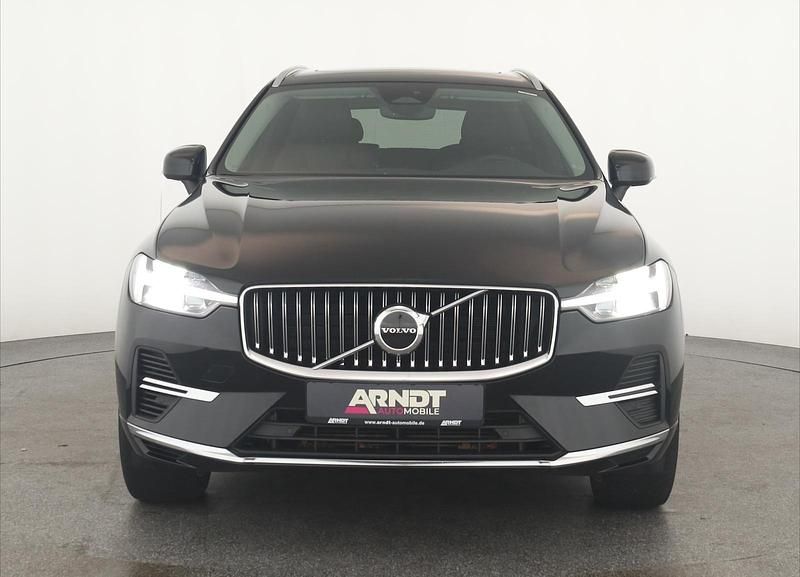 Gebraucht Volvo XC60 Core 349 PS (256 kW) 2023 Onyx black SUV