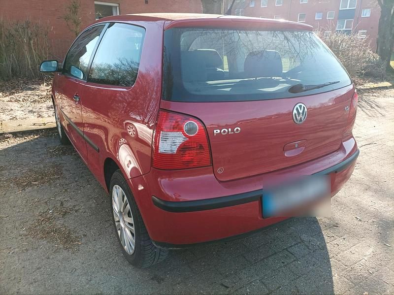 Gebraucht VW Polo 54 PS (39 kW) 2002 Rot Coupé