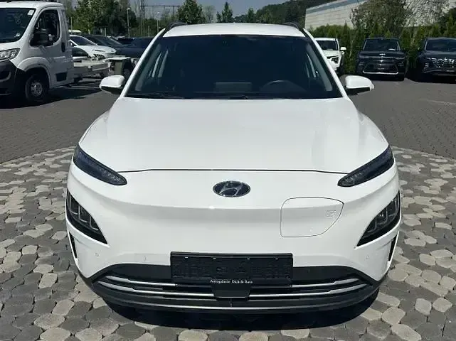 Gebraucht Hyundai Kona Prime 150 kW (204 PS) 2023 Weiß SUV