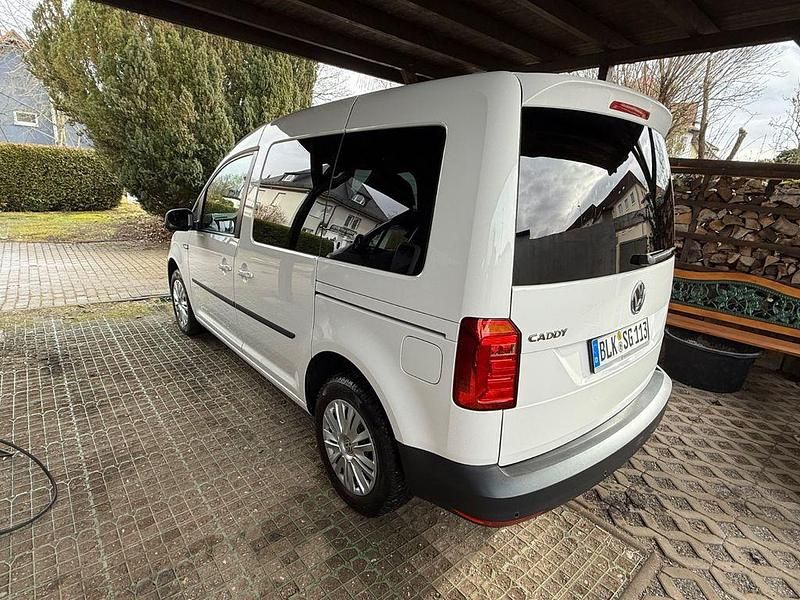 Gebraucht VW Caddy Trendline 102 PS (75 kW) 2020 Weiß Van / Kleinbus