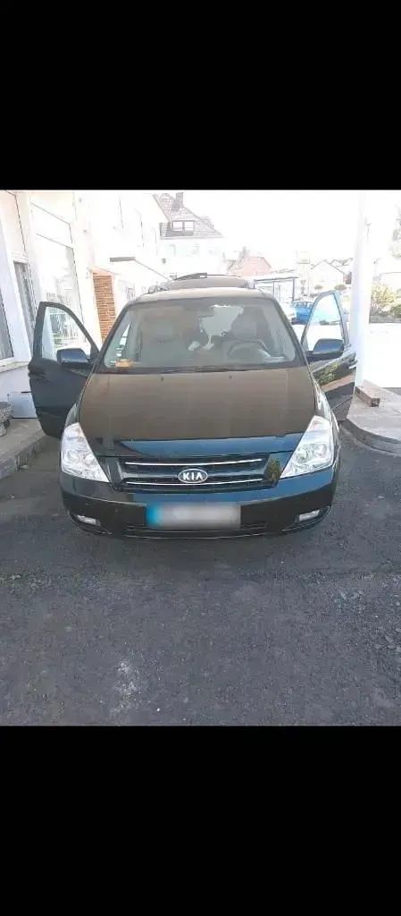 Gebraucht Kia Carnival 185 PS (136 kW) 2006 Schwarz Van / Kleinbus