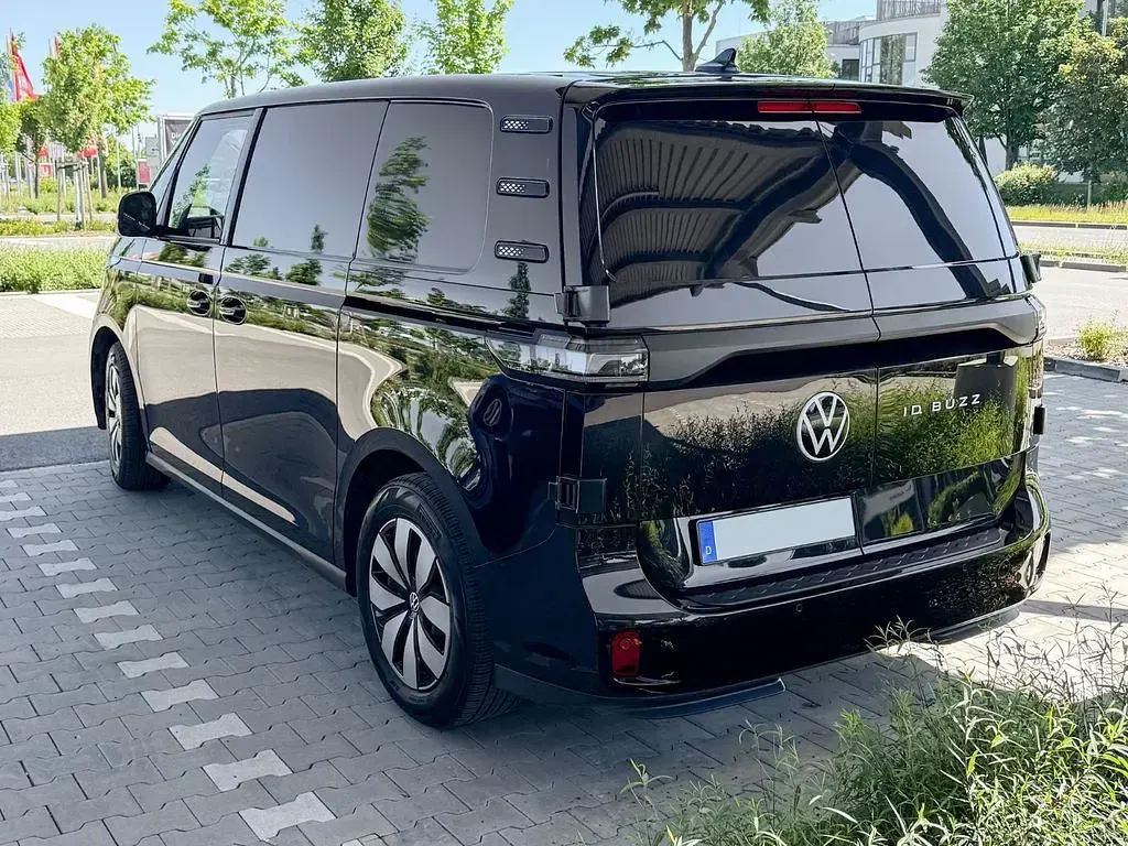 Gebraucht VW ID. Buzz Pro 210 kW (286 PS) 2025 Schwarz Van / Kleinbus