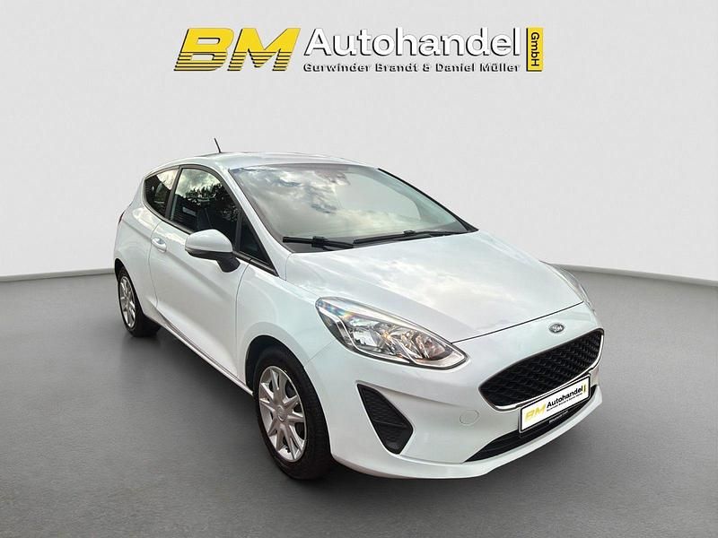 Gebraucht Ford Fiesta Trend 71 PS (52 kW) 2017 Weiß Kleinwagen