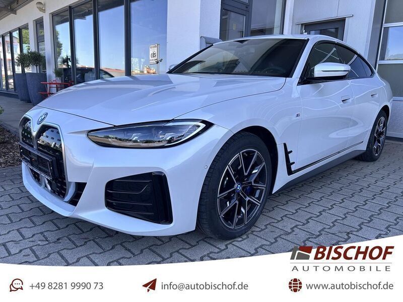Mineralweiss metallic Gebraucht 2024 BMW i4 M Sport Limousine | 45.650 € (Superpreis) - Bild 1/4