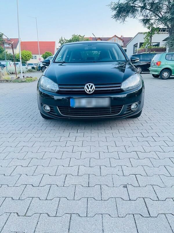 Schwarz Gebraucht 2011 VW Golf VI Edition Kleinwagen | 5.200 € (Fairer Preis) - Bild 1/4