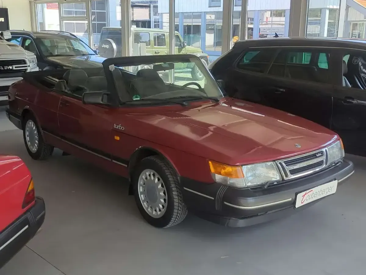 Gebraucht Saab 900 Cabriolet 160 PS (117 kW) 1989 Kirschrot Cabrio