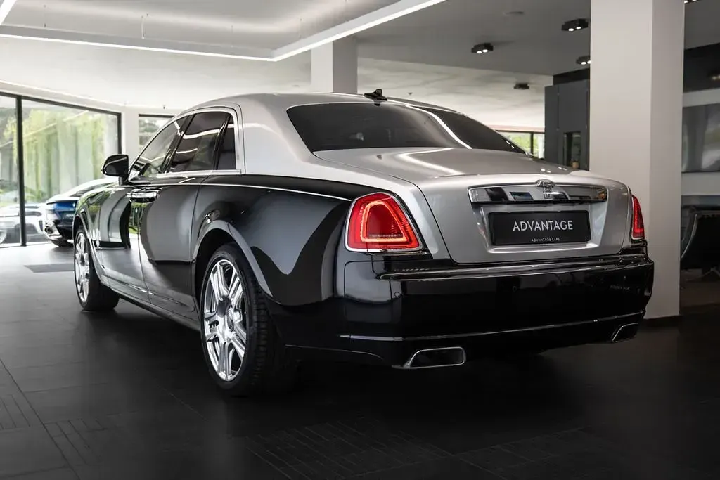 Gebraucht Rolls Royce Ghost 571 PS (419 kW) 2016 Schwarz Limousine