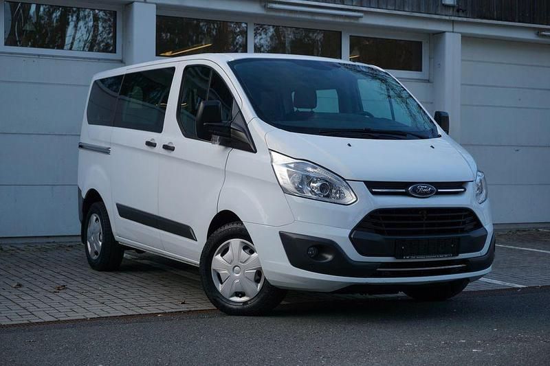 Gebraucht Ford Tourneo 170 PS (125 kW) 2017 Weiß Van / Kleinbus
