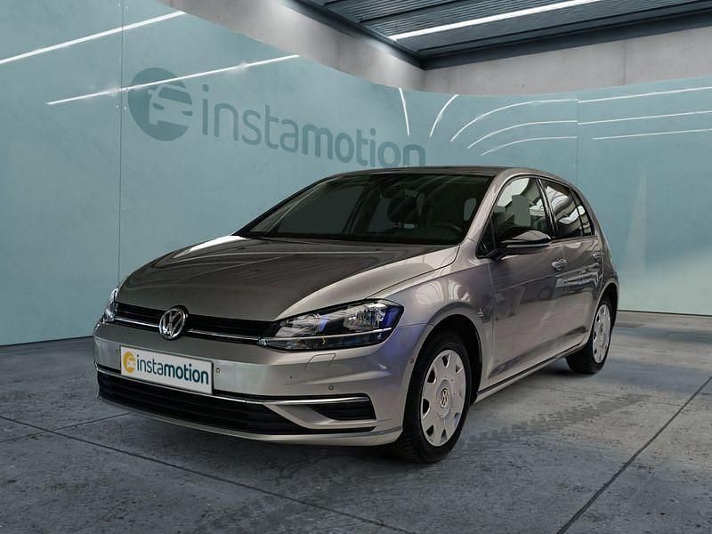 Silber Gebraucht 2019 VW Golf VII Kleinwagen | 16.149 € (Fairer Preis) - Bild 1/4