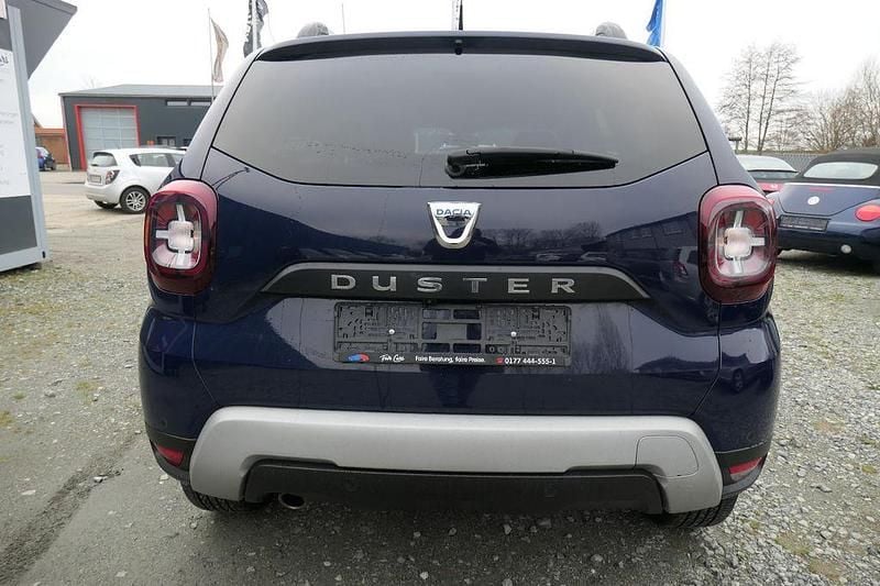 Gebraucht Dacia Duster Prestige 114 PS (83 kW) 2018 Blau SUV