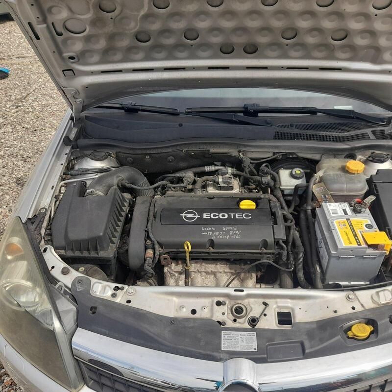 Gebraucht Opel Astra GTC 115 PS (84 kW) 2008 Grau Coupé