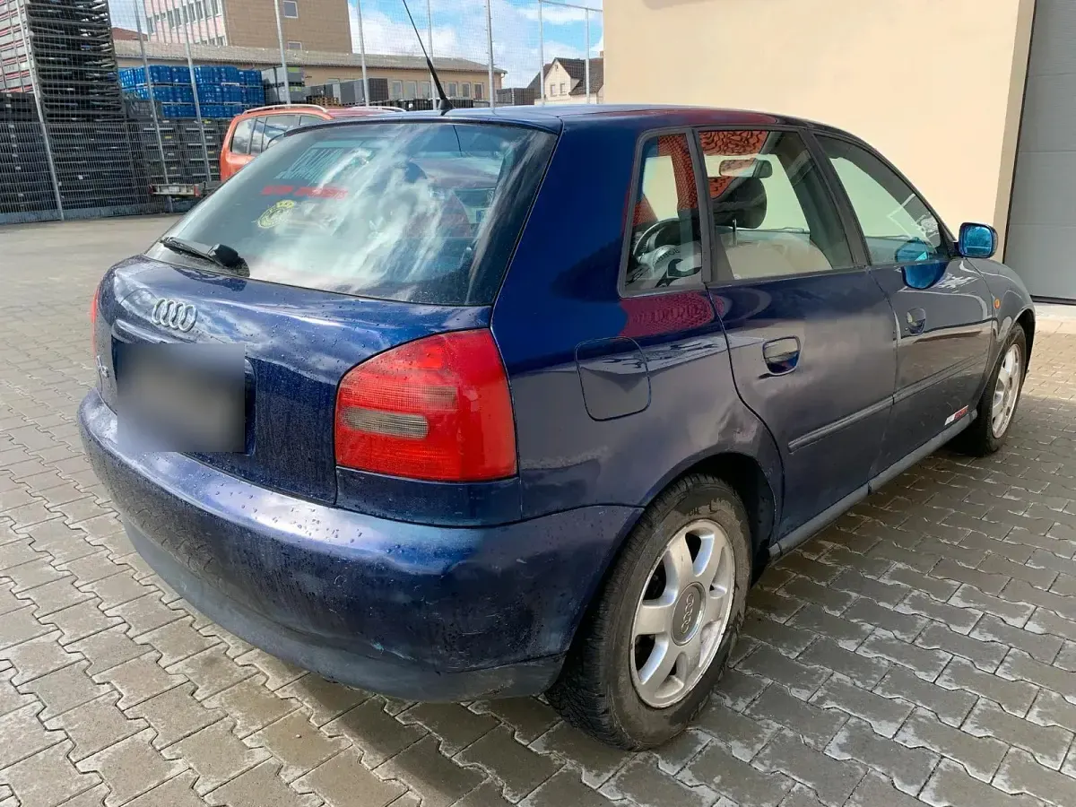 Gebraucht Audi A3 101 PS (74 kW) 1999 Blau Kleinwagen