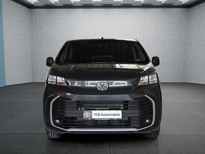Grau Neu 2024 Toyota Proace Verso Kombi | 38.949 € (Fairer Preis) - Bild 1/4