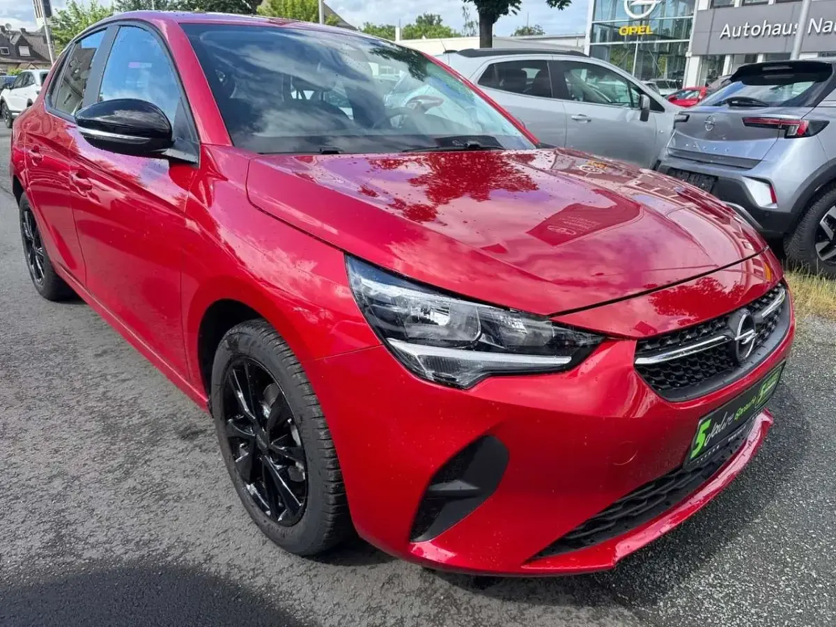 Gebraucht Opel Corsa 75 PS (55 kW) 2023 Chili rot/kardio rot Kleinwagen