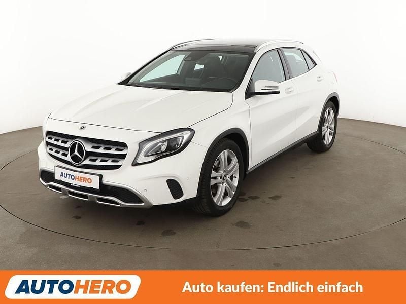 Gebraucht Mercedes GLA180 Urban 122 PS (89 kW) 2018 Weiß SUV