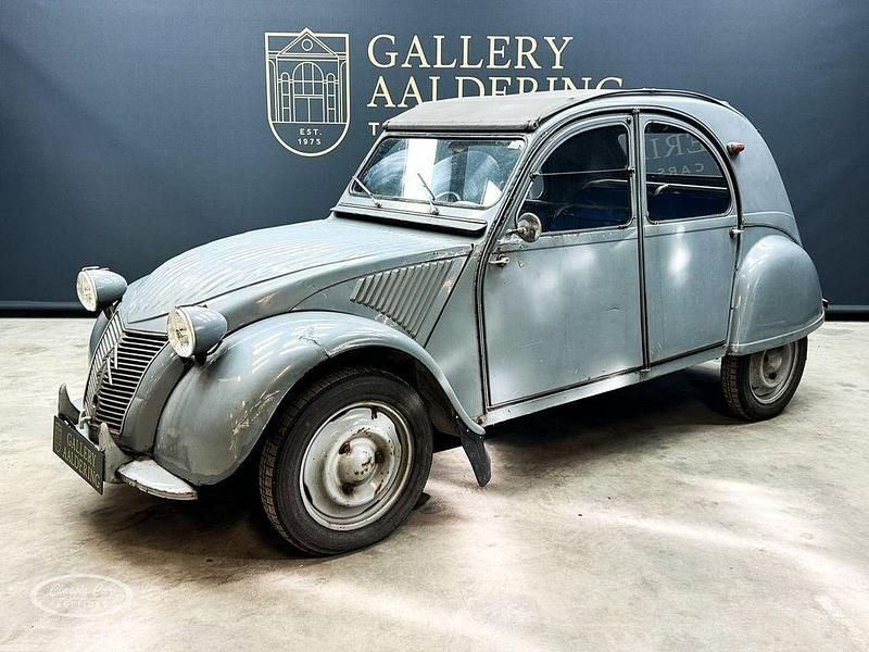 Grau Gebraucht 1958 Citroën 2CV Limousine | 15.500 € - Bild 1/4