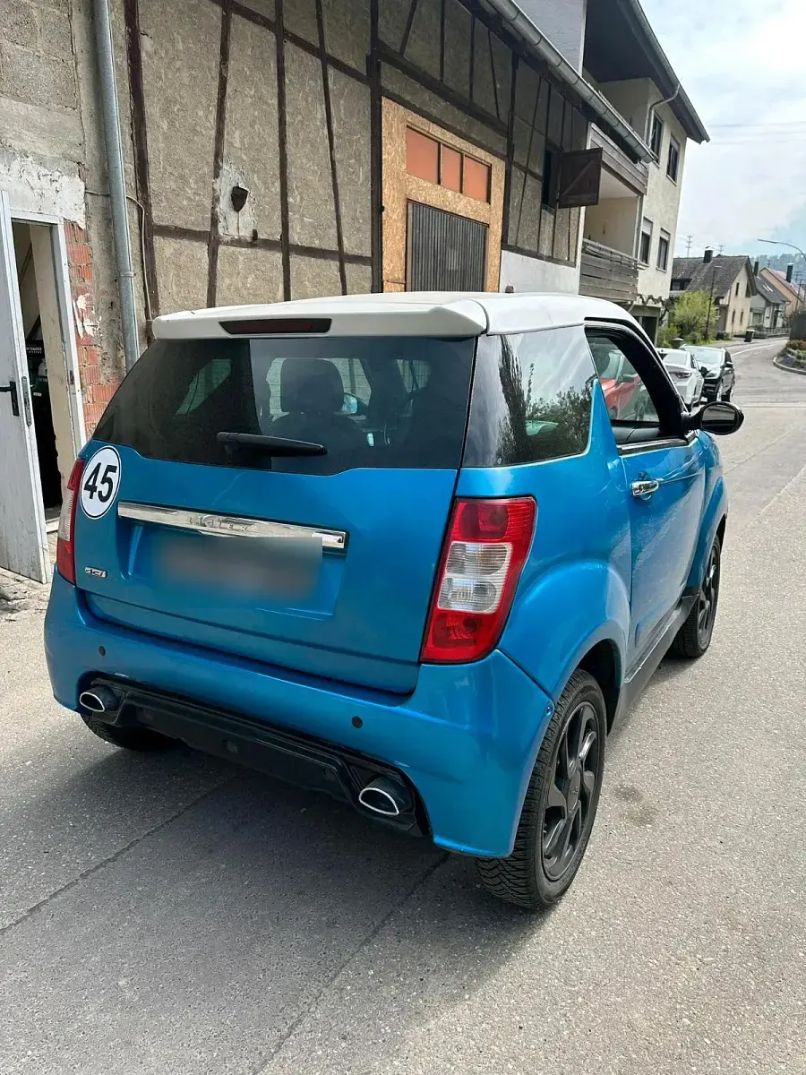 Gebraucht Ligier JS50 2014 Blau Kleinwagen