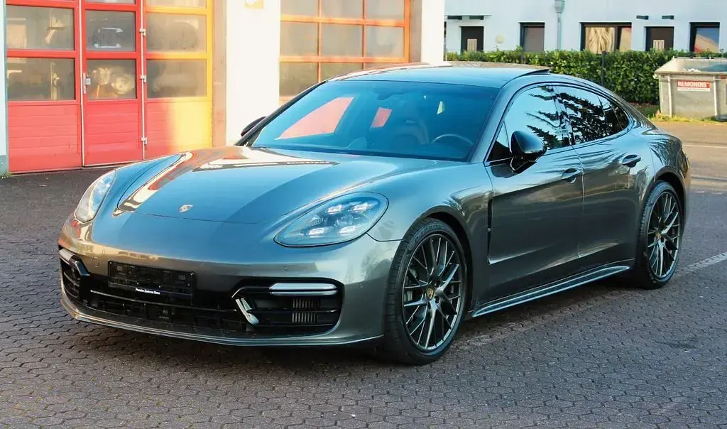 Gebraucht Porsche Panamera 4S Chrono 421 PS (309 kW) 2019 Grau Limousine