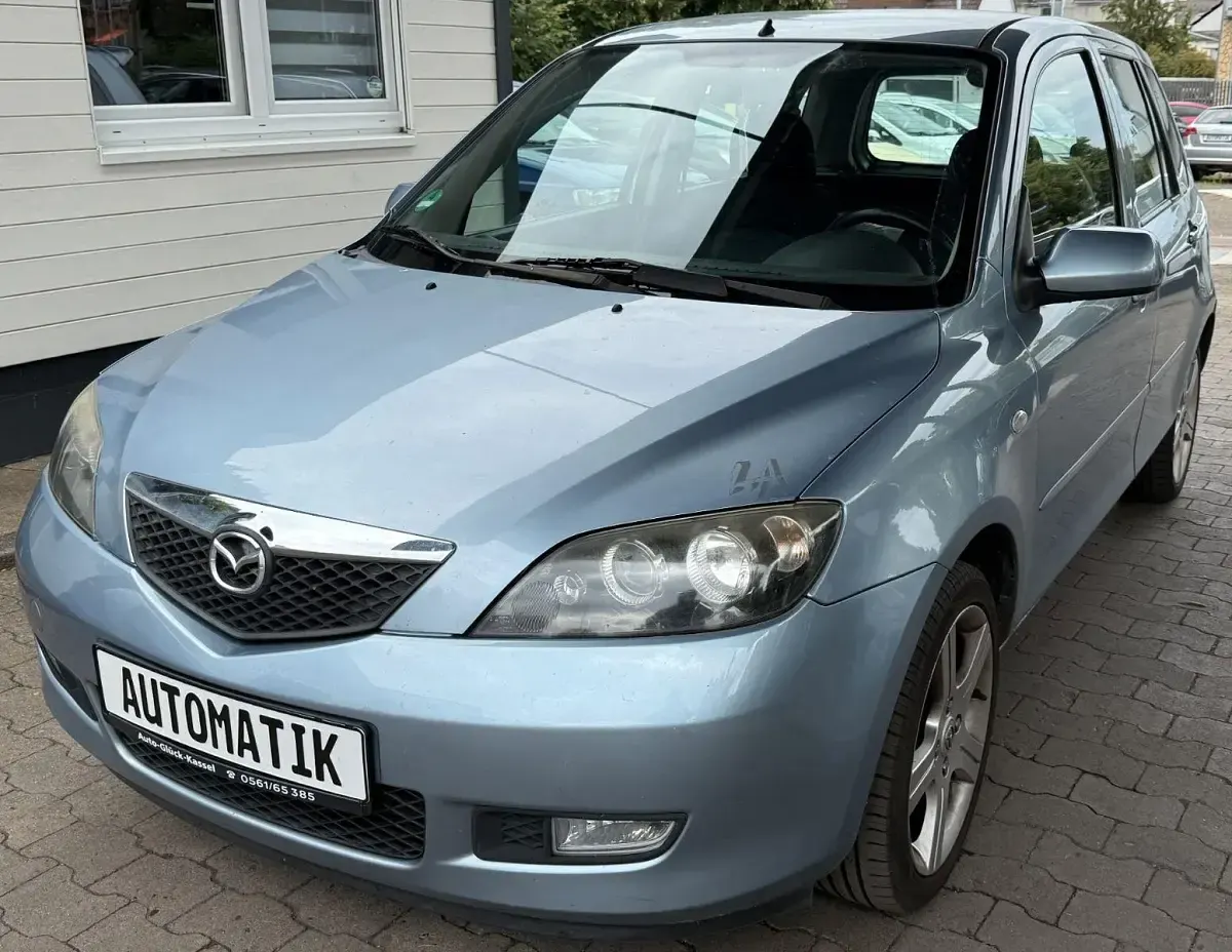 Gebraucht Mazda 2 80 PS (58 kW) 2006 Blau Kleinwagen