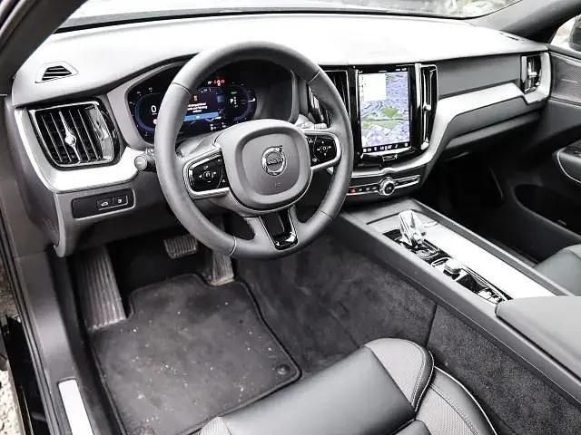 Gebraucht Volvo XC60 Plus 398 PS (292 kW) 2023 Onyx black / metallic SUV