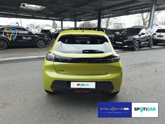 Gebraucht Peugeot 208 Active 101 PS (74 kW) 2024 Schwarz Kleinwagen