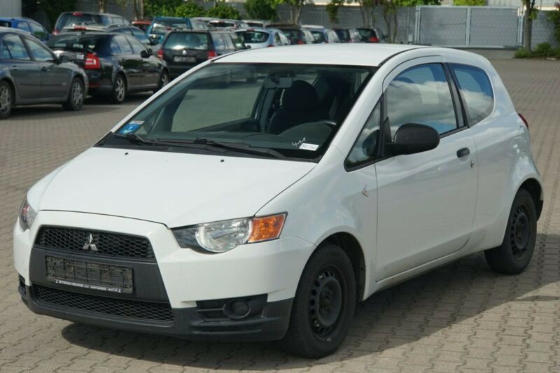 Verkauft Mitsubishi Colt 1.3 Inform, gebraucht 2009, 167