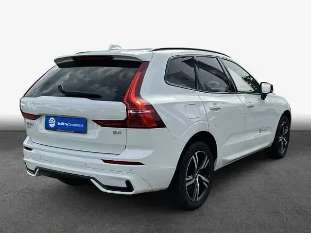 Gebraucht Volvo XC60 145 PS (106 kW) 2022 SUV