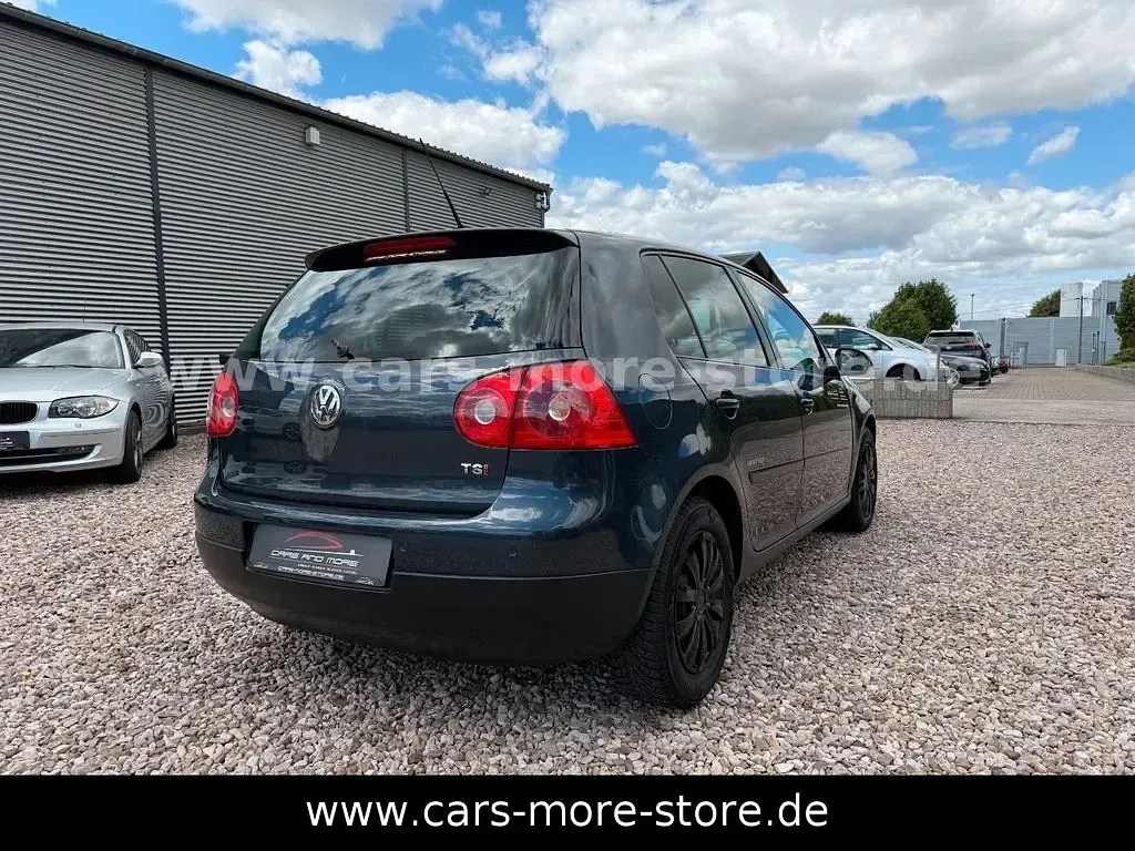 Gebraucht VW Golf V United 122 PS (89 kW) 2007 Blau Kleinwagen