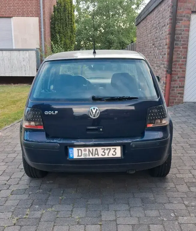 Gebraucht VW Golf III Basis 75 PS (55 kW) 1999 Blau Limousine
