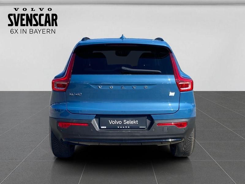 Gebraucht Volvo XC40 Plus 261 PS (191 kW) 2022 Fjord blue metallic SUV