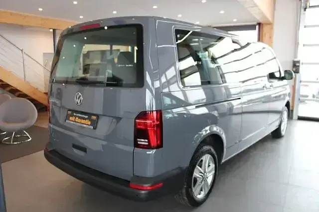 Gebraucht VW Caravelle Trendline 204 PS (150 kW) 2022 Andere Van