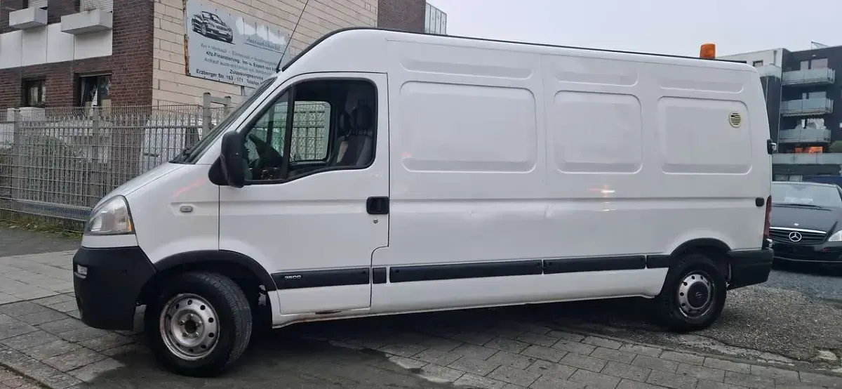 Gebraucht Opel Movano 114 PS (83 kW) 2005 Weiß Van