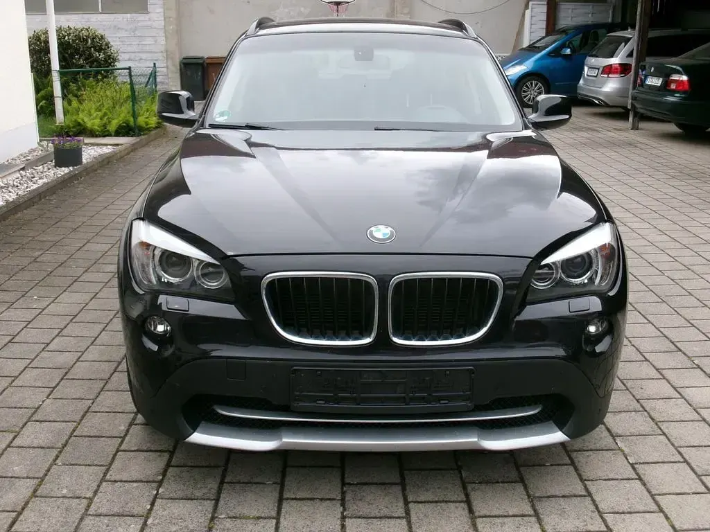 Gebraucht BMW X1 Performance 177 PS (130 kW) 2012 Schwarz SUV