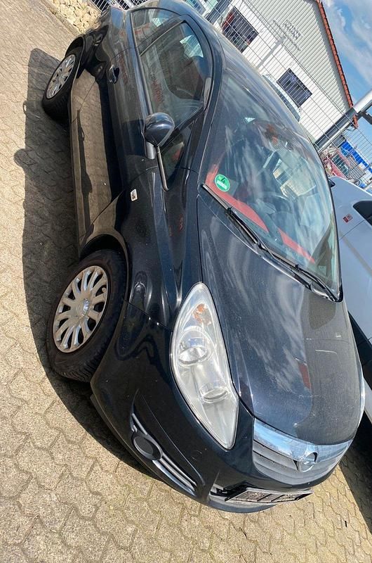 Używany Opel Corsa Edition 60 KM (44 kW) 2008 Zielony Hatchback
