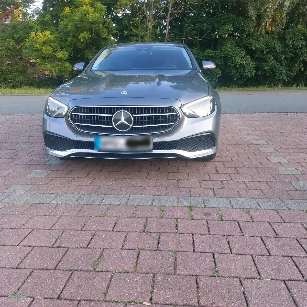 Usado Mercedes E200 197 CV (144 kW) 2022 Gris Berlina