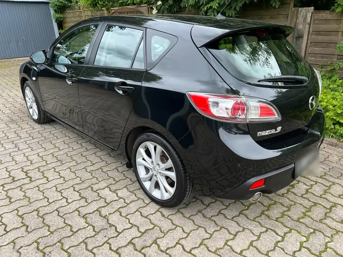 Gebraucht Mazda 3 150 PS (110 kW) 2010 Schwarz Limousine