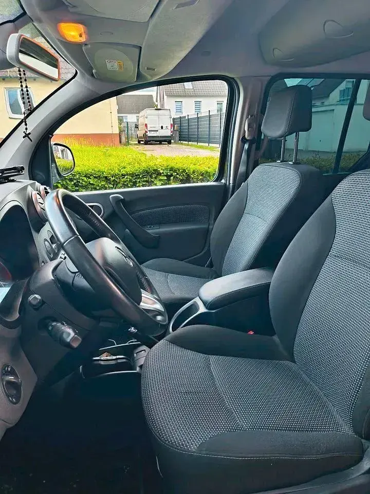 Gebraucht Mercedes Citan 111 110 PS (80 kW) 2016 Schwarz Van / Kleinbus