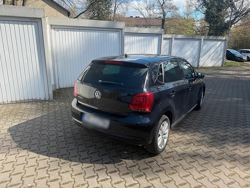 Gebraucht VW Polo Style 69 PS (50 kW) 2011 Schwarz Kleinwagen