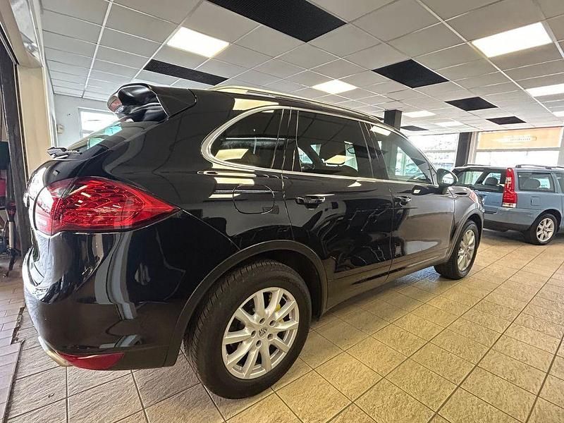 Gebraucht Porsche Cayenne 245 PS (180 kW) 2011 Schwarz SUV