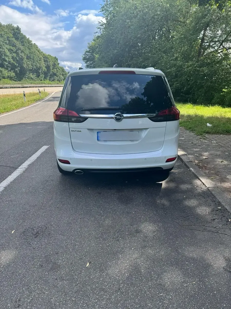 Gebraucht Opel Zafira Tourer 170 PS (125 kW) 2017 Weiß Van / Kleinbus